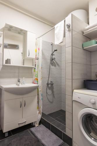 Apartment Amra - image 13