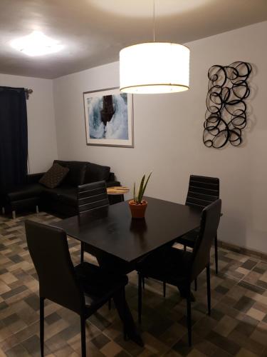 Létesítmények, Casa Raquelina, casa habitacional in Fraccionamiento Los Encinos