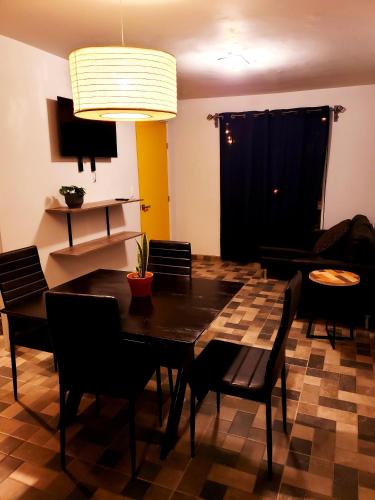 Közös társalgó / TV, Casa Raquelina, casa habitacional in Fraccionamiento Los Encinos