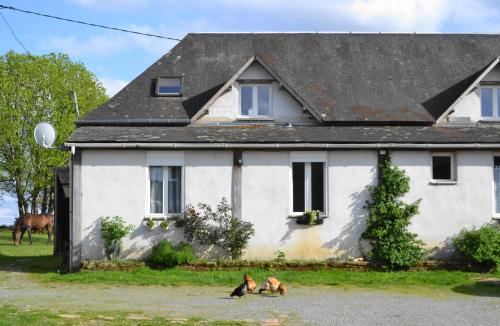 accommodation à la ferme - appartement et mobilhome