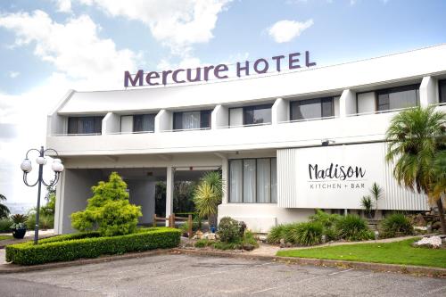 Mercure Charlestown