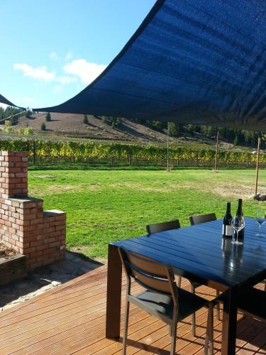 Kilátás, Judge Rock Exclusive Vineyard Cottage Accommodation in Alexandra