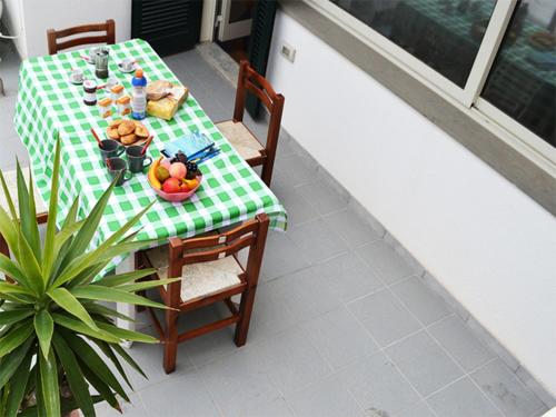 Apartment Directly On The Beach With Air Conditioning And Terrace; Pets Allowed - image 8