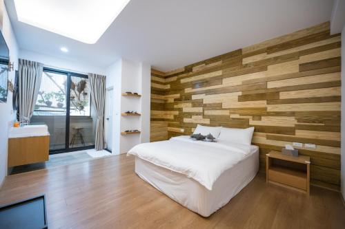 1 double bed