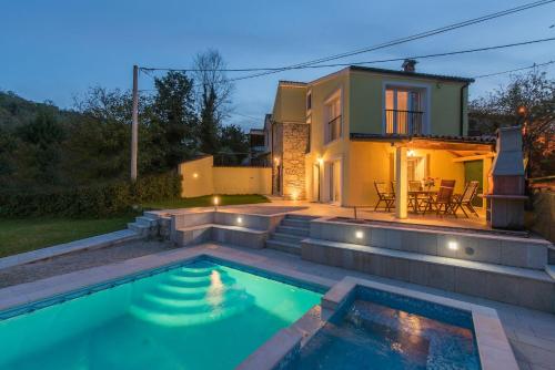 Villa Ana - Accommodation - Motovun