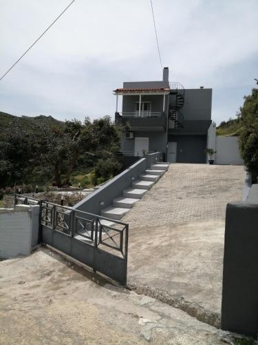 George's place gîte à louer Paliokastro