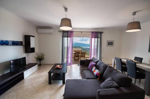 FORUM VILLAS VILLA DIONI - Private villa with views near Lefkada