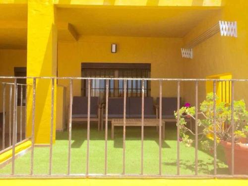 Apartamento F2 Urb Las Canas I