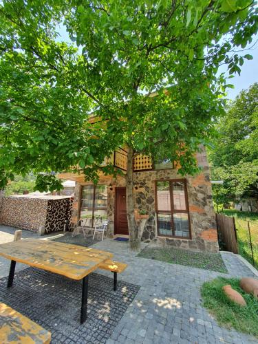 Levani's Cottage in Akhali Ubani