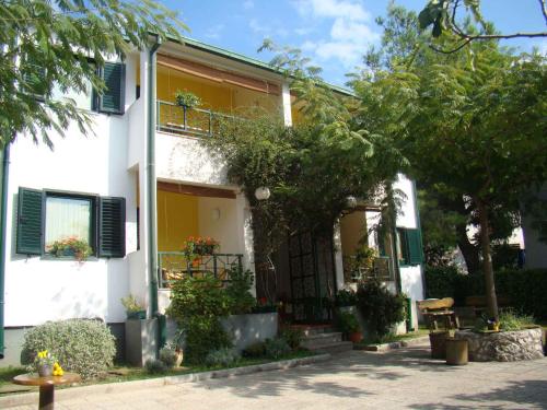  Apartments in Klek 6262, Pension in Klek