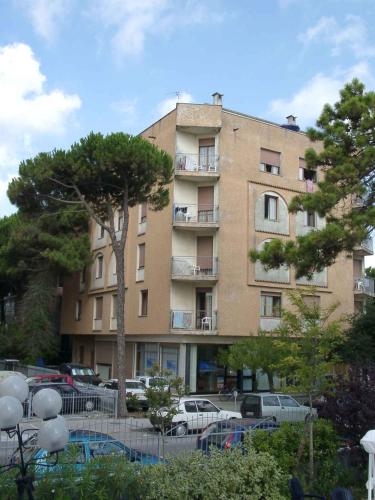  Apartments in Lido degli Estensi 21215, Pension in Lido degli Estensi