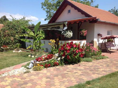 Holiday Home Balatonbereny 16