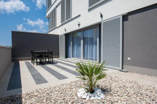 Apartments Dva Galeba - image 4
