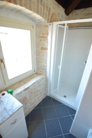 Villa Maralene in Tar with pool BBQ and fenced yard pets welcome! - image 8