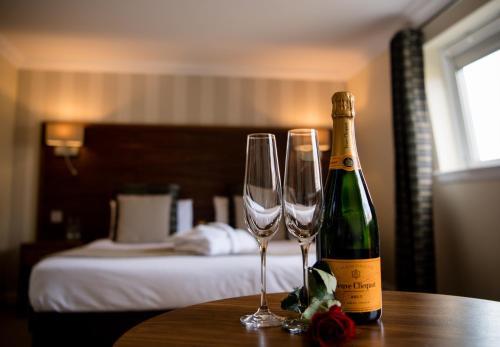 Nevis Bank Inn - image 11