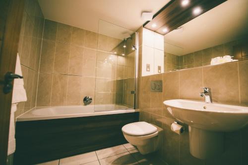 Nevis Bank Inn - image 14