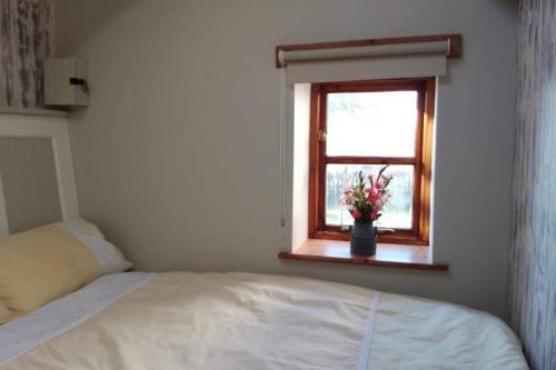 Farm accommodation The Lizard Peninsula, Cornwall