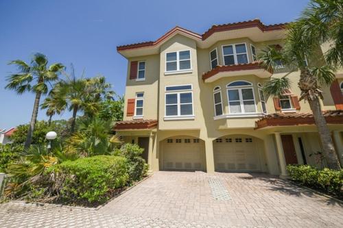 Bradenton Beach Club 315 Townhome #57462 Townhouse - image 12
