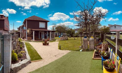 Exterior view of Albergue Vintecatro