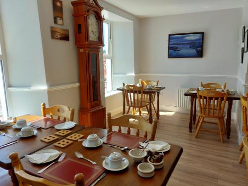 设施服务, Murphy's Guesthouse in 丁洛