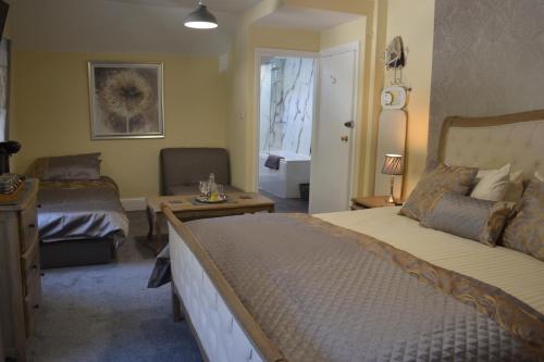 Coed-y-Fron - image 11