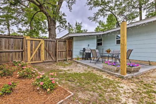 Ocean Springs Getaway - Walk to Beach and Downtown! in Ocean Springs, USA