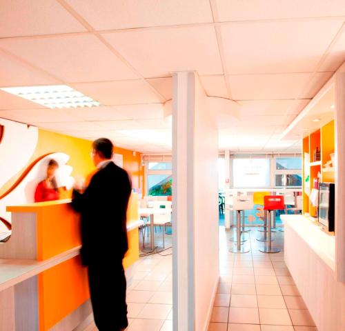 Empfangshalle, Premiere Classe Lille Sud - Douai Cuincy in Douai