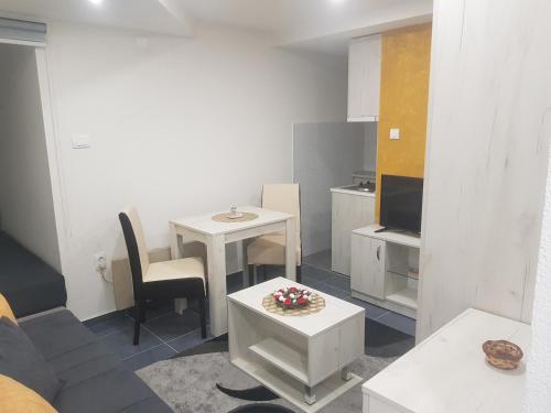 . Apartmani Loznica