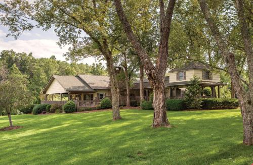 Club Wyndham Resort at Fairfield Mountains Club Wyndham Resort at Fairfield Mountains