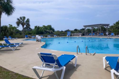 St Helena Island Condo - half Mi to Beach