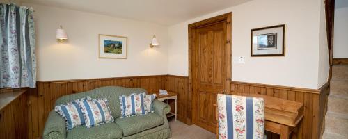 2 twin beds