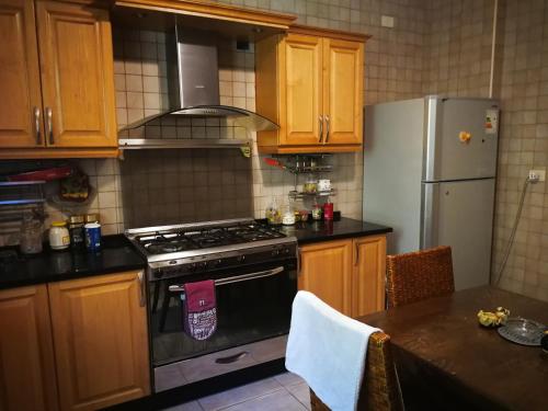 3 bedroom fully furnished شقة مفروشة appartment