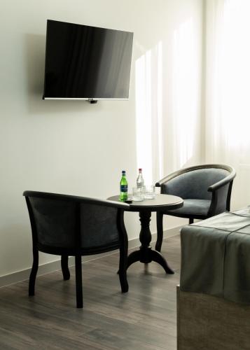 Downtown Suites Yerevan - image 12