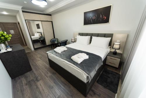 Downtown Suites Yerevan - image 11