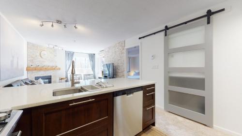Beautiful Marketplace Condo with Mountain Views in Whistler, Canada