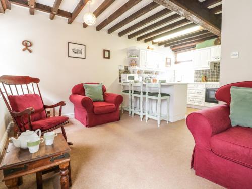 Bryn Meirion Bach - image 6
