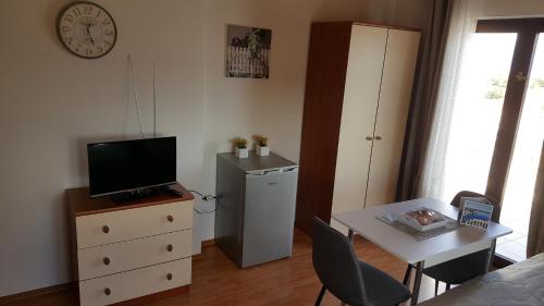 Apartments and rooms by the sea Sali, Dugi otok - 890