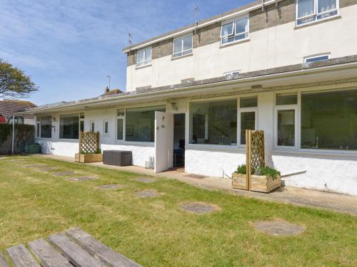 2 Brook Cottages - image 9