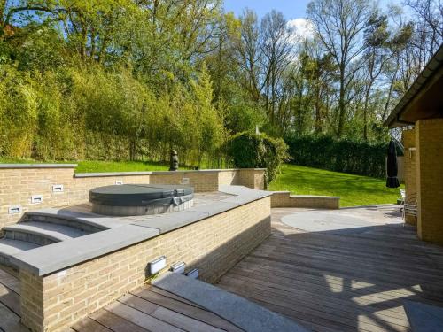 Picturesque villa in Bierges with swimming pool and barbeque