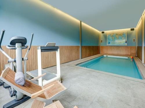 Piscina, Classy Apartment in Weelde with Swimming Pool in Genk