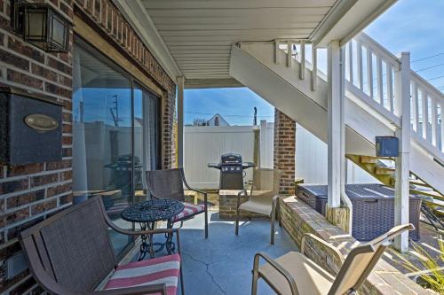 Walk to Beach Coastal Brigantine Condo with Patio! in Brigantine, USA