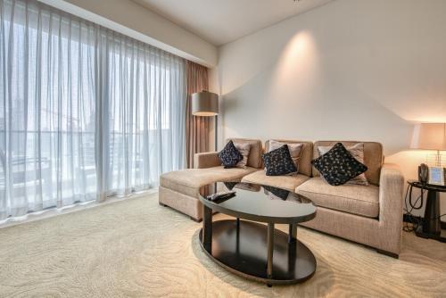 Exquisite 1BR at The Address Residences Dubai Marina by Deluxe Holiday Homes, Dubaj (fotografie 7)