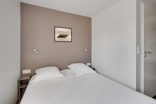 initial by balladins Blois - image 13