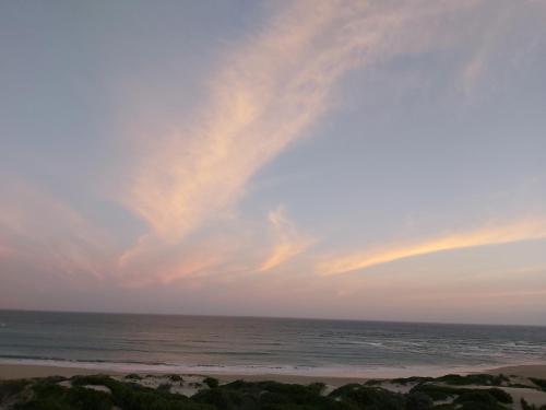 The Sparrow's Nest Beach-Front Self-catering The Sparrow's Nest Beach-Front Self-catering