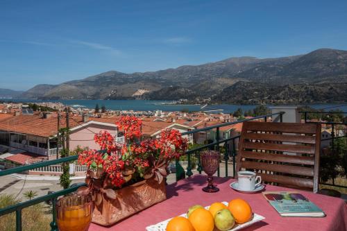 Alkithea, cozy apartment with amazing sea view, Argostoli
