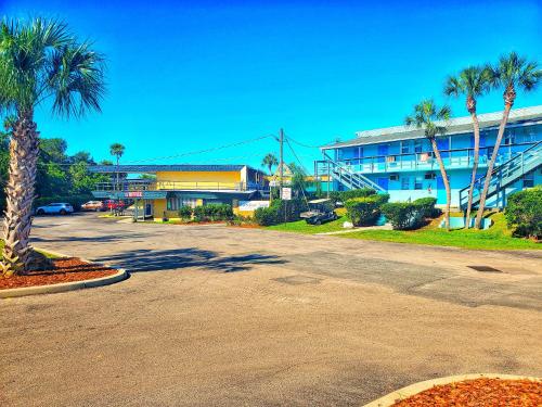 The Port Hotel & Marina