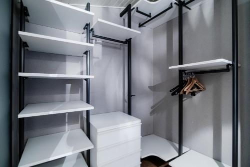 Three-Bedroom Apartment image 5
