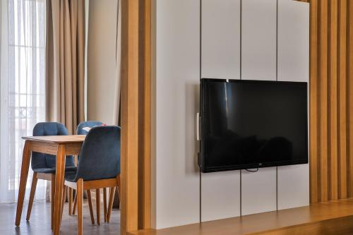 Duplex Apartment image 8