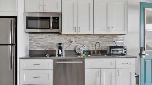 Driftwood Resort on the Ocean Room Type - One-Bedroom Apartment