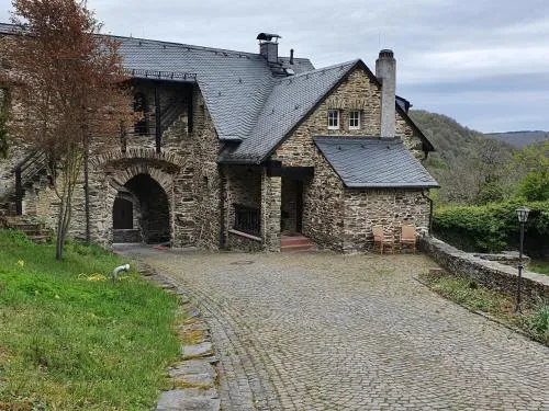 Wächterhaus auf der Sauerburg in Sauerthal, Deutschland
